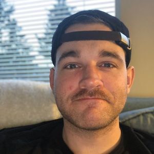 Meet your Posher, Hank